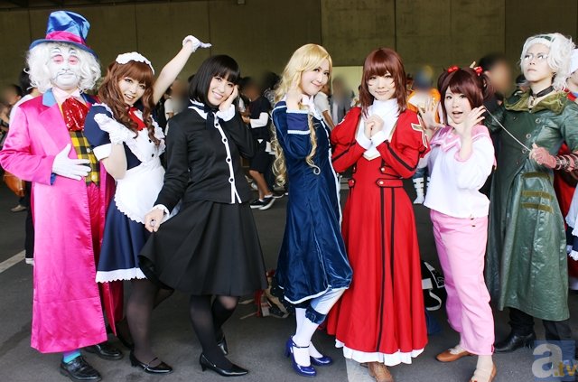 北京女足回京备战全国锦标赛 球迷献花后防佳丽“爱游戏app官网”(图1) 爱游戏官方APP下载